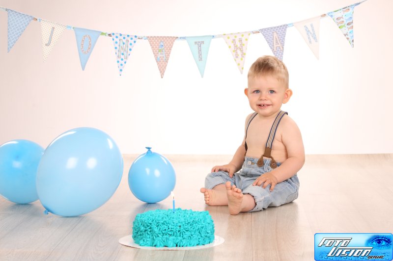 Smash the Cake