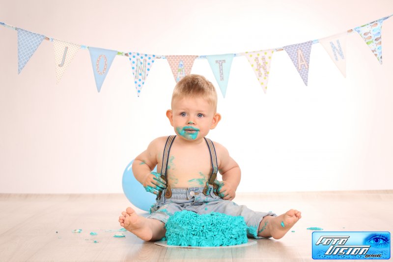 Smash the Cake